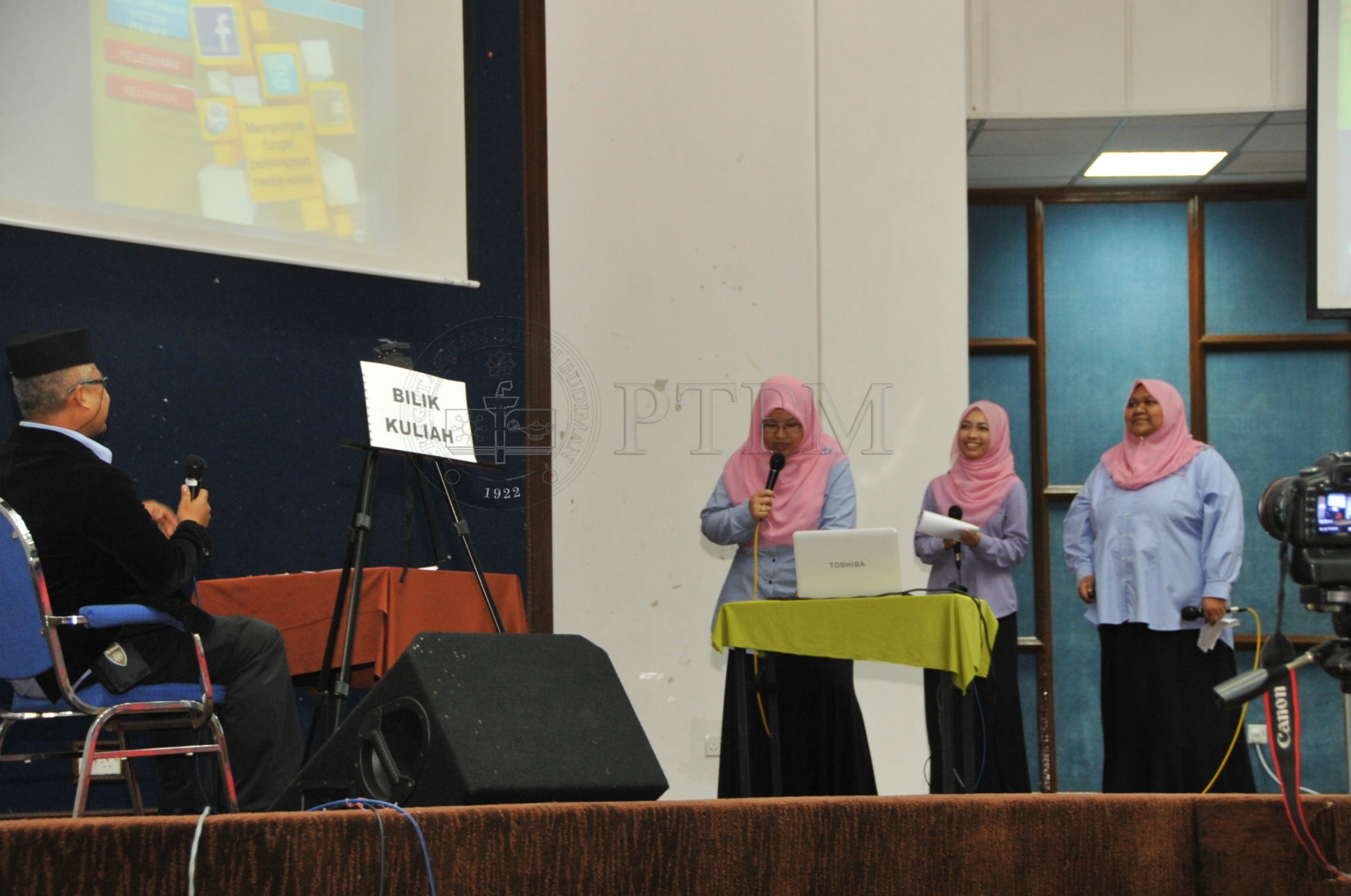 PRO 14 126 KIKPRO 2409